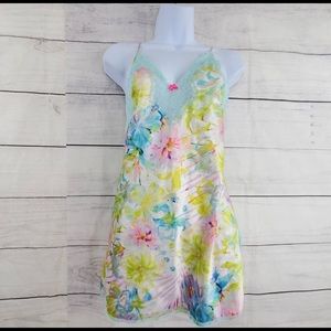 Victoria’s Secret Slip